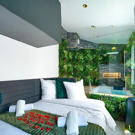 아파트 Little Jungle Jacuzzi Montgeron